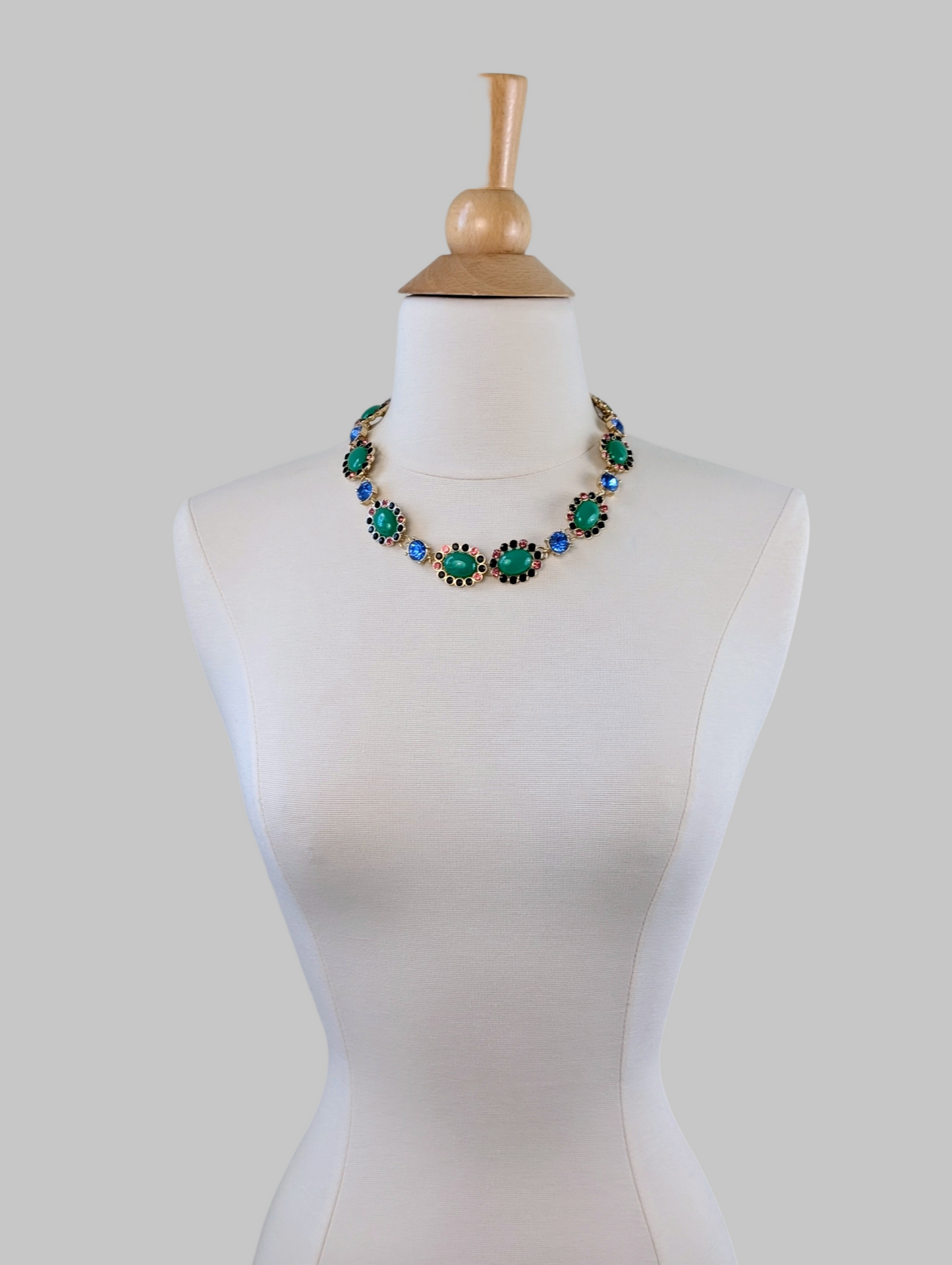 Green Cabochon Necklace