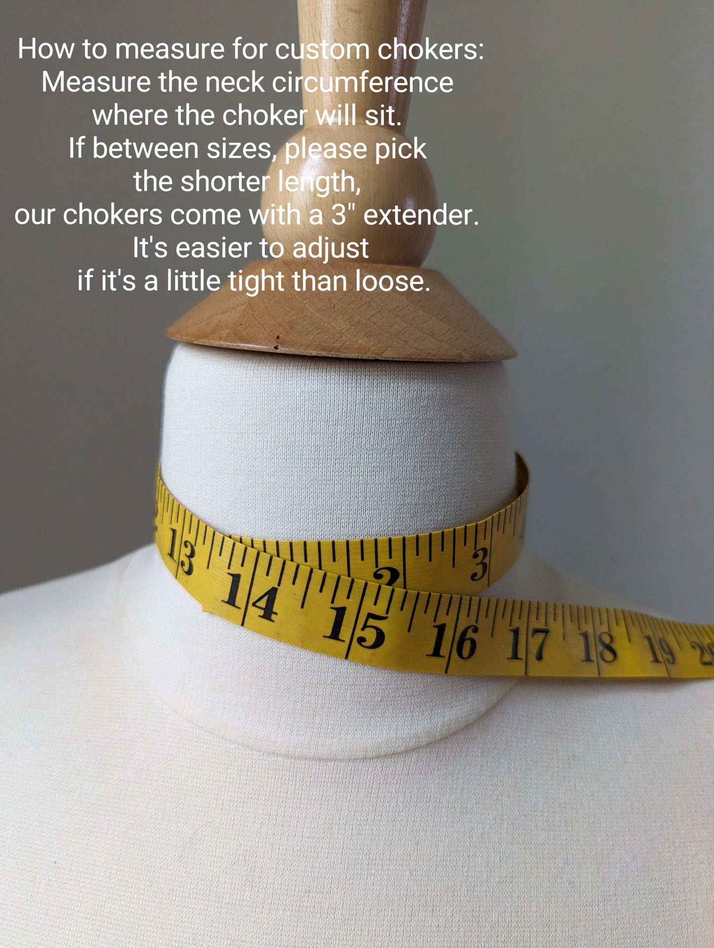 Chunky Overlay Pearl Choker