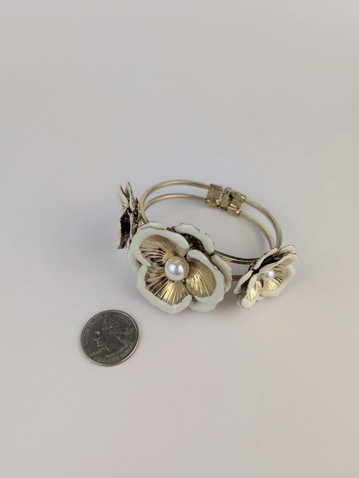 Sundrop Flower Bracelet