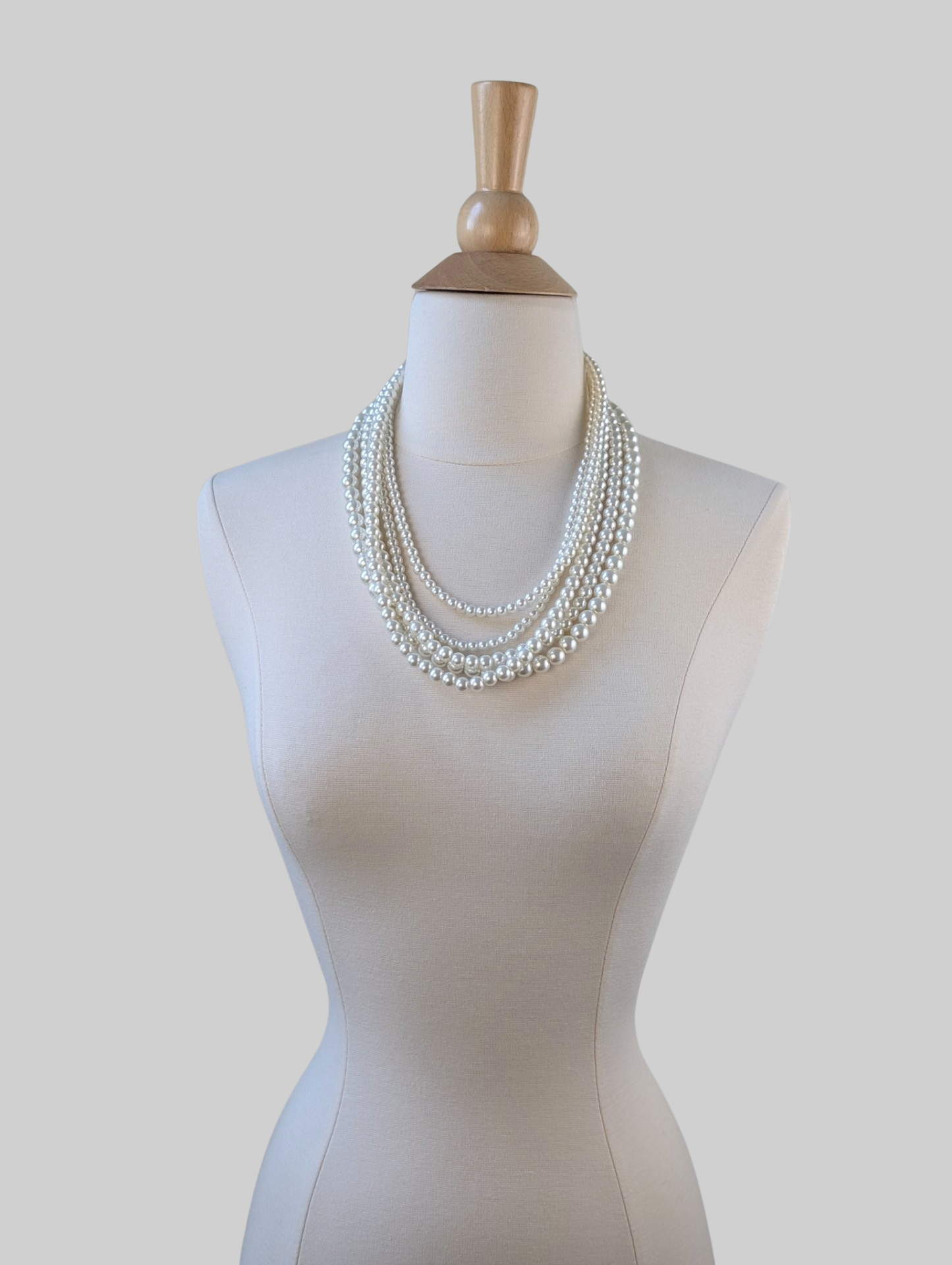 Overlaid Five Strands Pearl Necklace