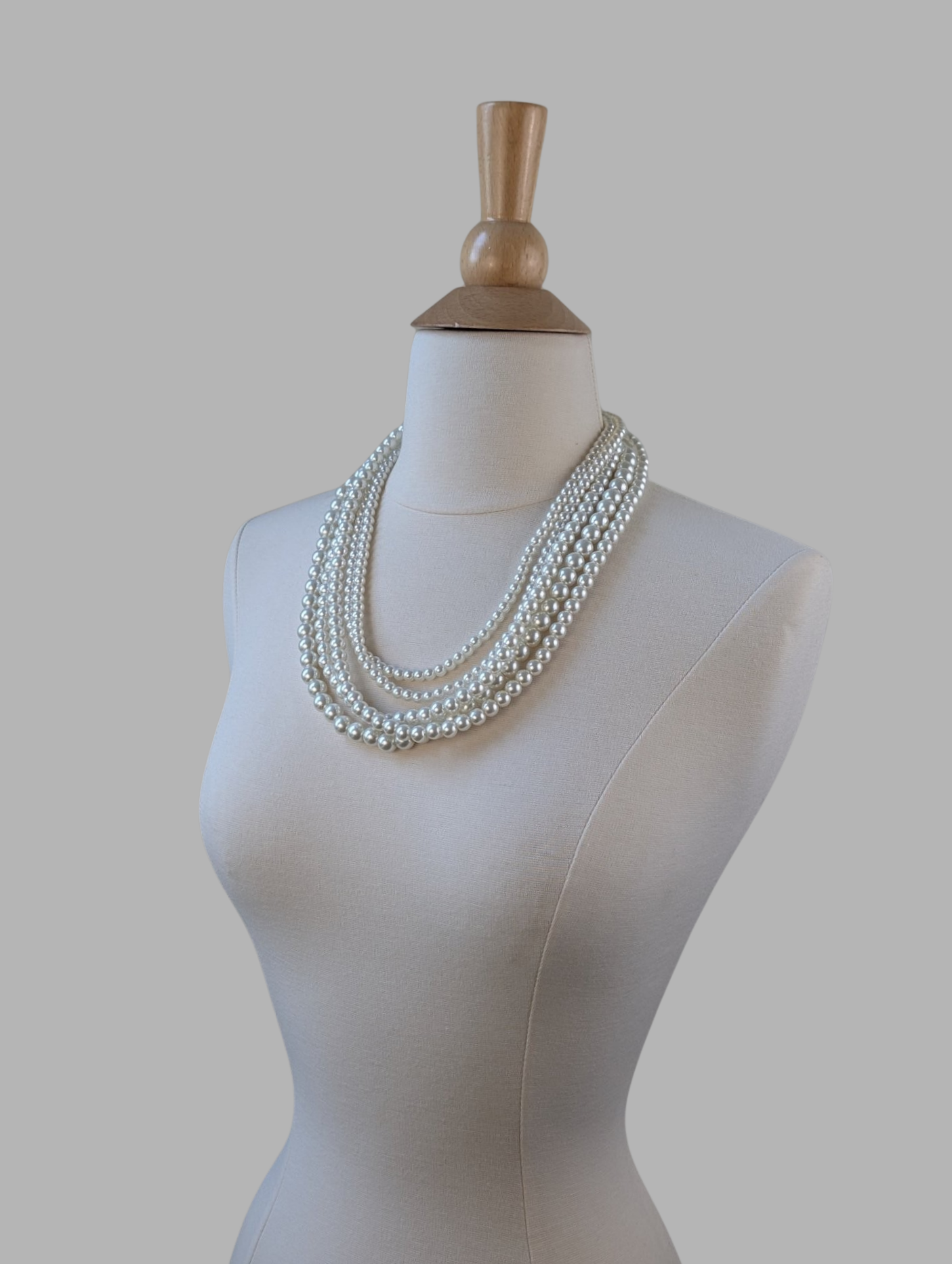 Overlaid Five Strands Pearl Necklace