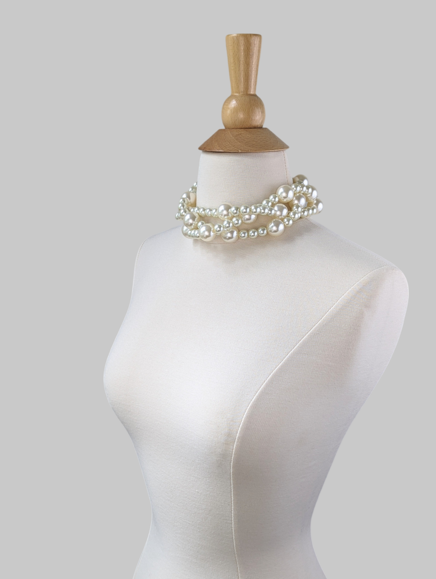 Chunky Twisted Pearl Choker