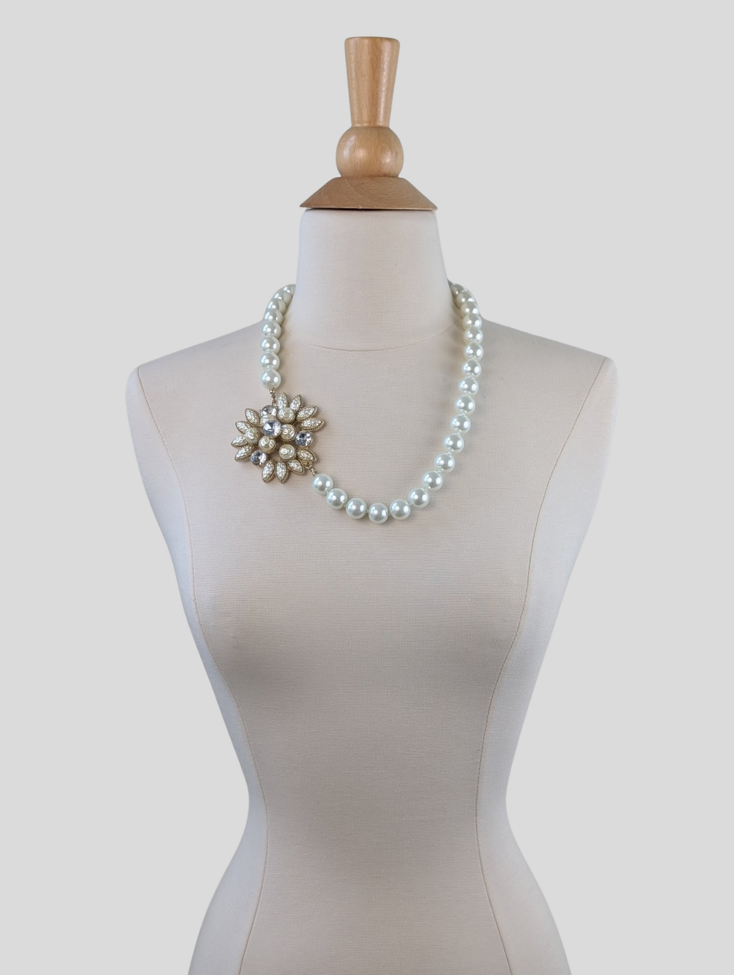 Pearl Flower Necklace