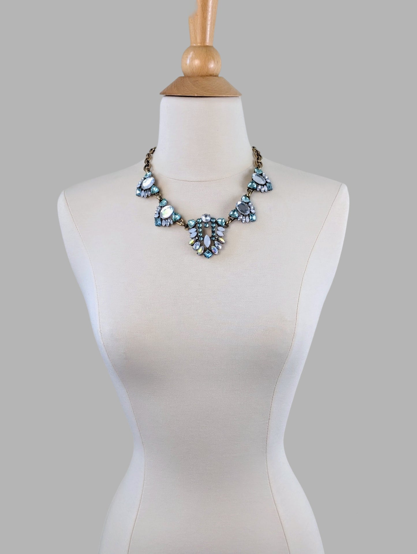 Cyan Rhinestone Necklace