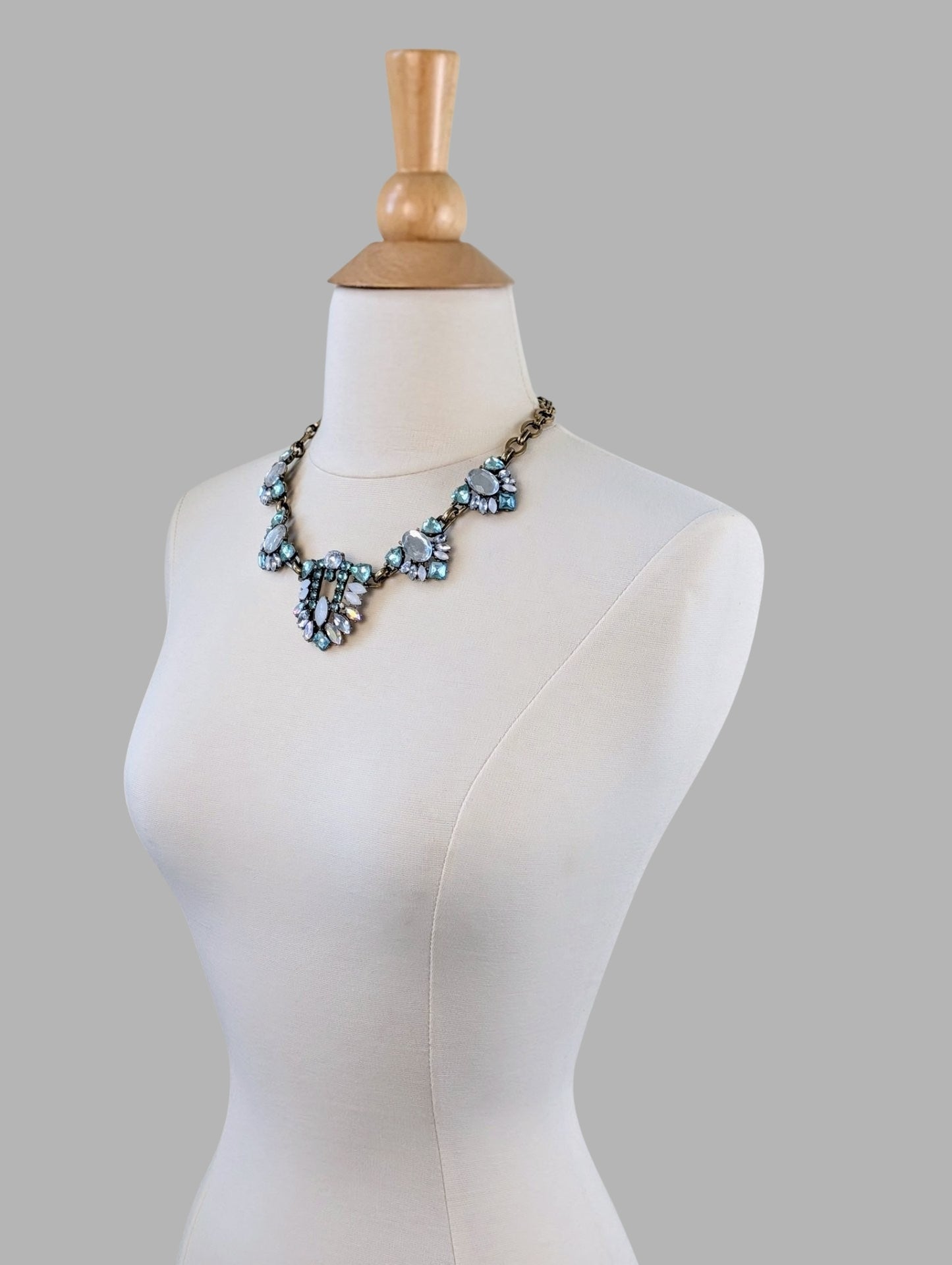 Cyan Rhinestone Necklace