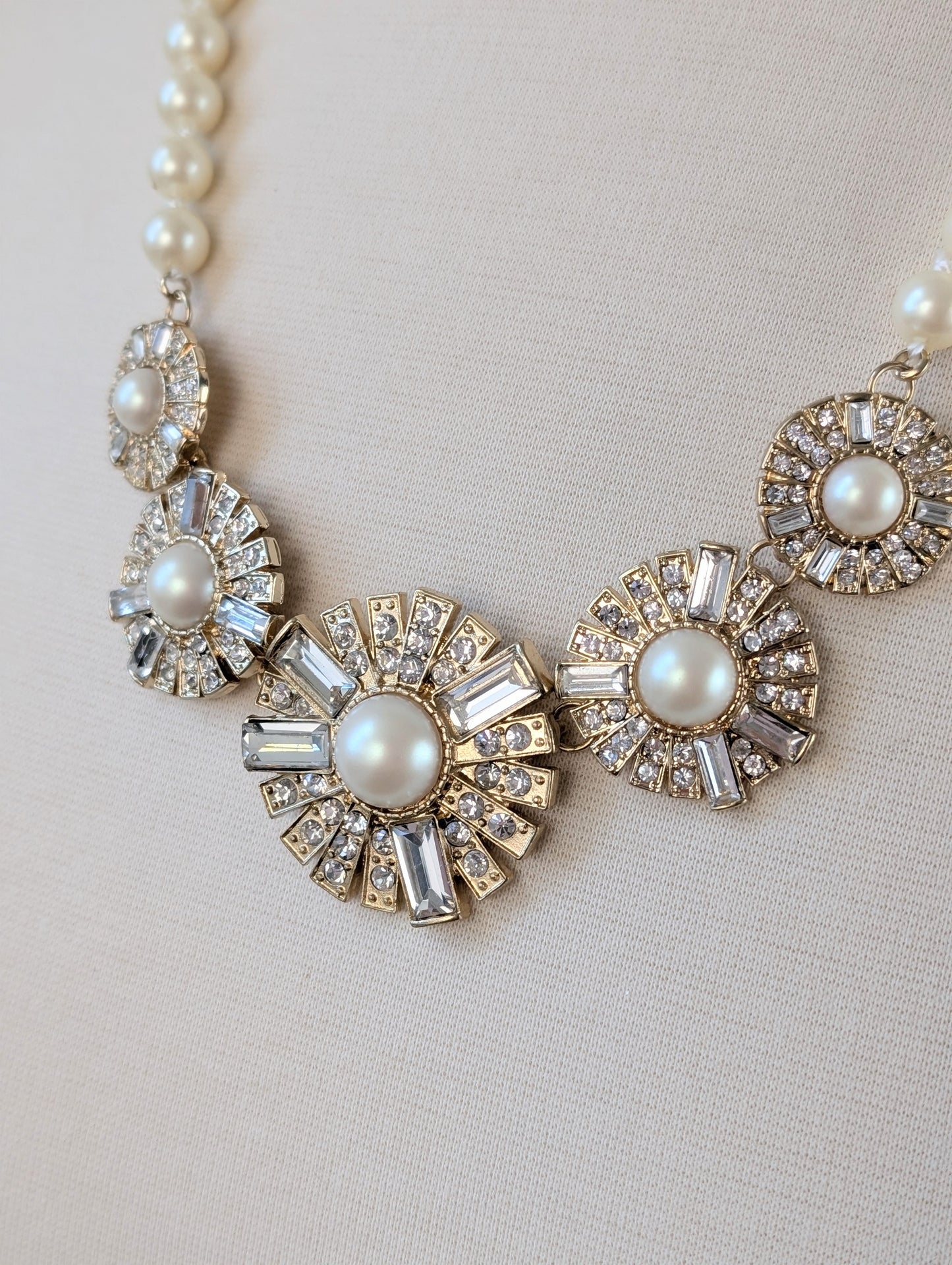 Daisy Pearl Necklace