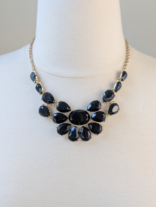 Daisy Necklace Black