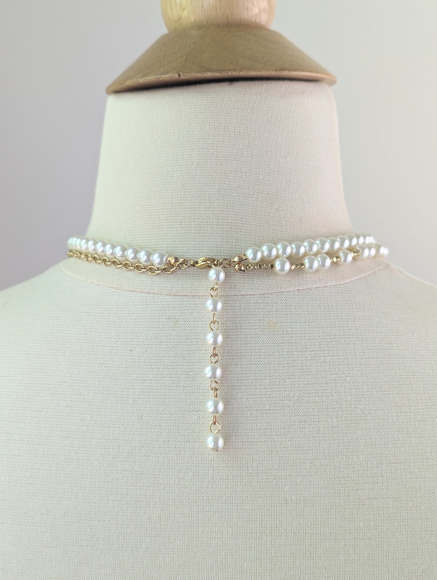 Dainty Pearl Double Layered Necklace