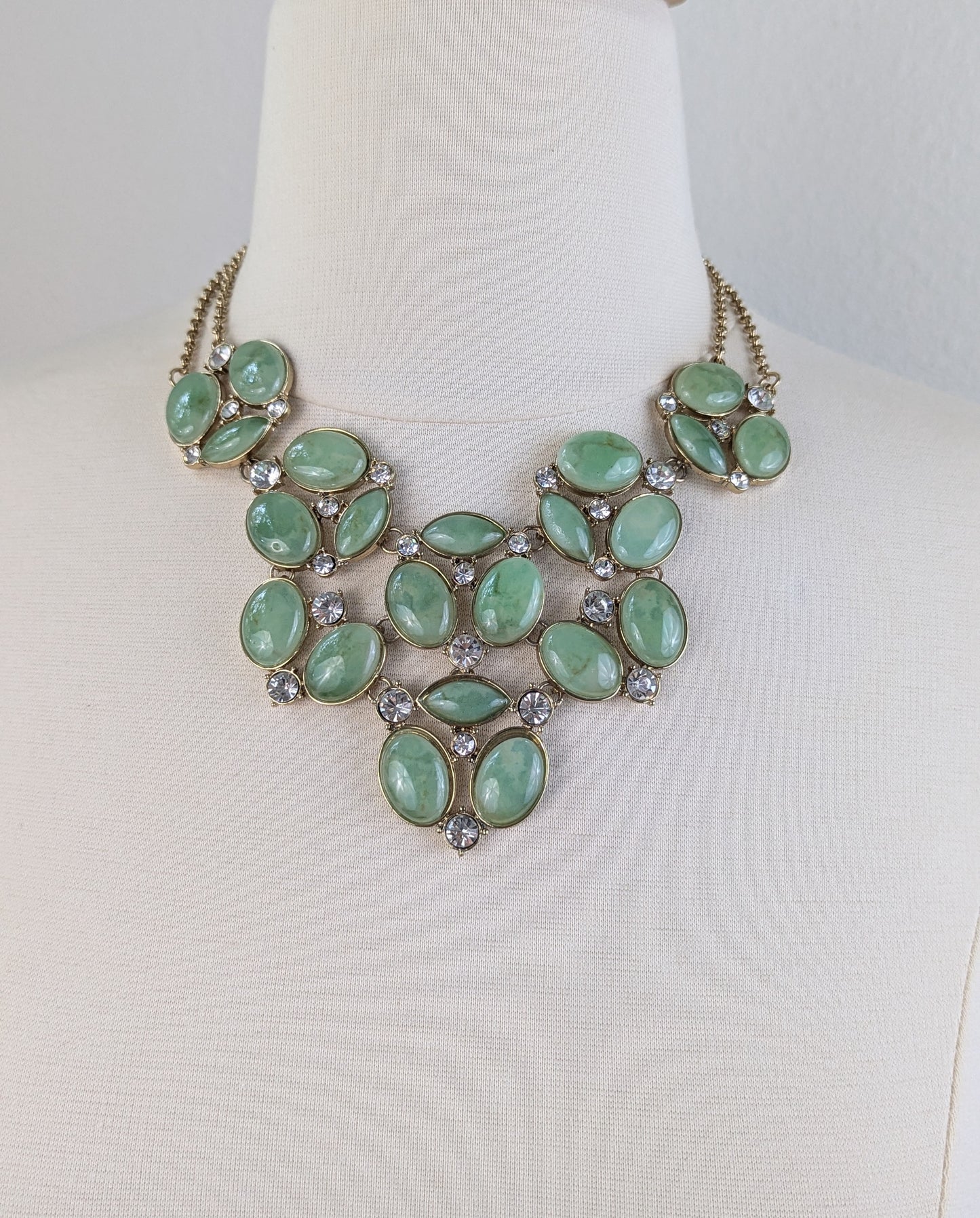 Green Jade Collar Necklace